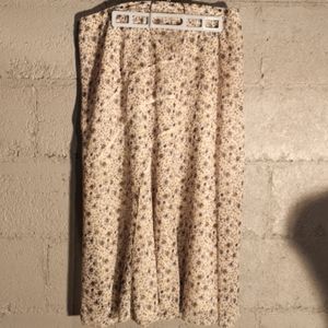 New Claire de France sz14  skirt